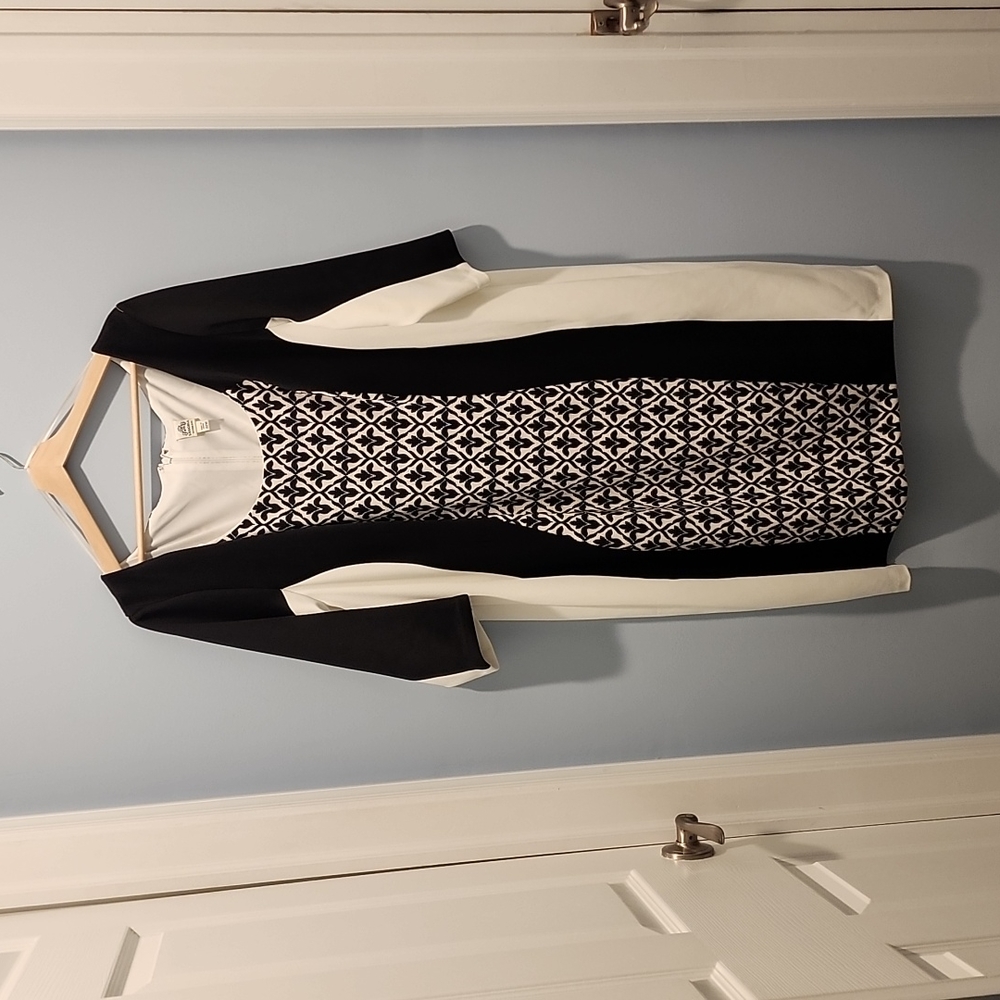 Sangria Woman Size 22 Elbow - Sleeve, Scoop Neck, Print Block, Sheath Dress